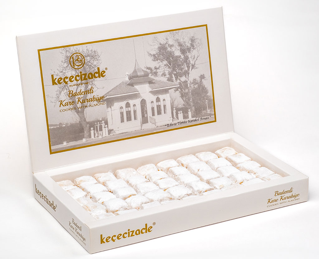 KARE BADEMLİ KURABİYE (450GR)